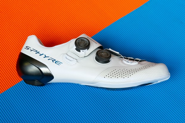 inflación Profecía Informar Nuevas zapatillas Shimano S-Phyre usadas por van der Poel / Titulares de  Bicicletas – Titulares.ar